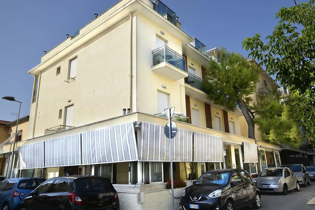 Hotel Ave Rímini
