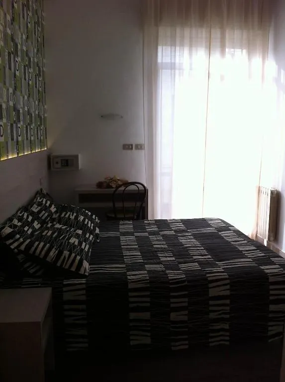 Hotel Ave Rímini