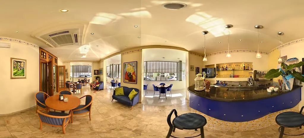 **  Hotel Ave Rimini Italy