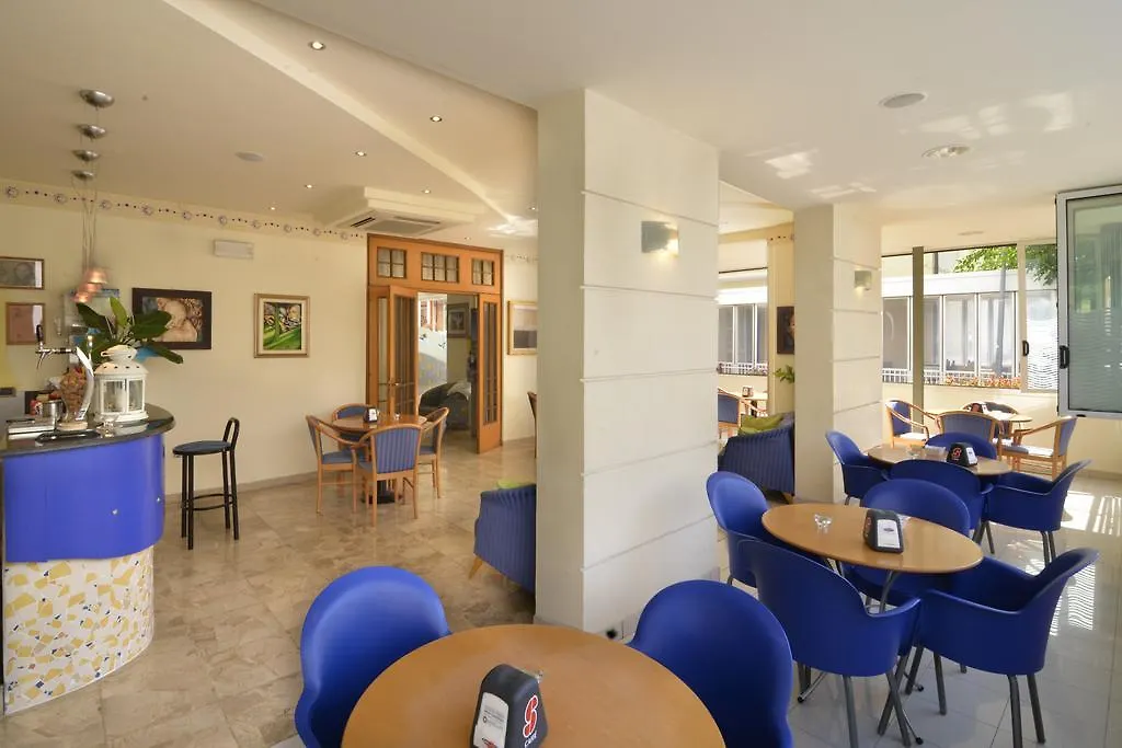 Hotel Ave Rimini Italy